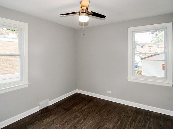 5th image of 2920 Elder Ln