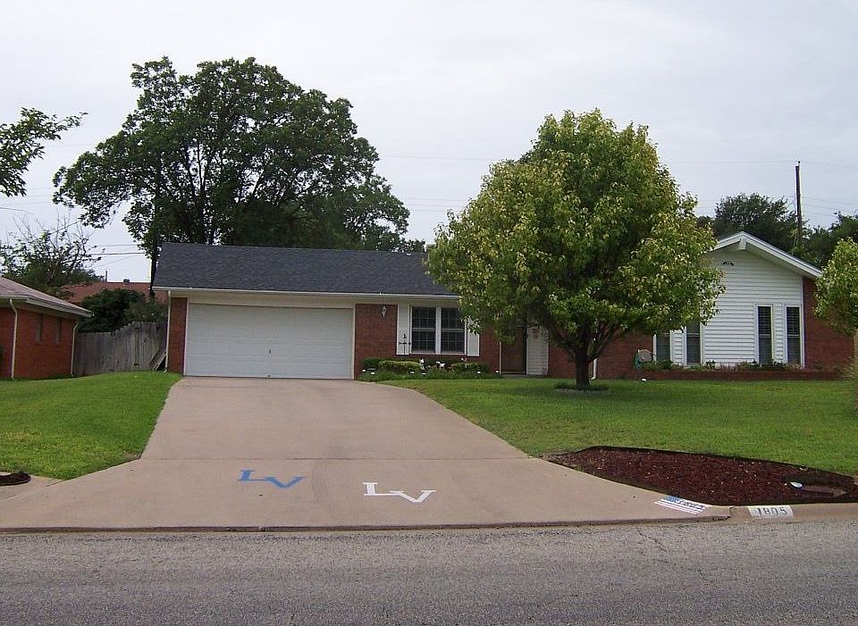 1805 N. VanBuren