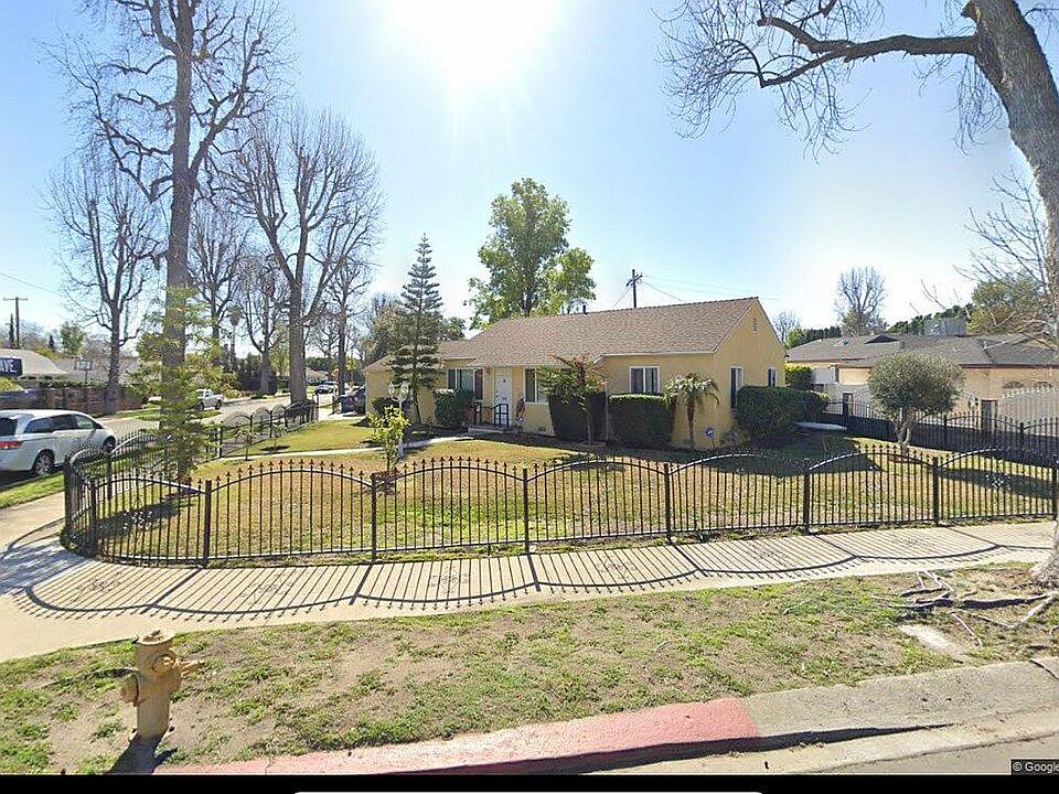 1st image of 12930 Kittridge St