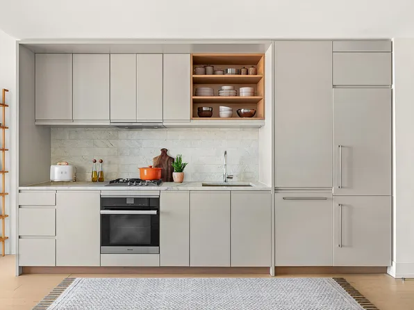 550 Vanderbilt Avenue image 2 of 13