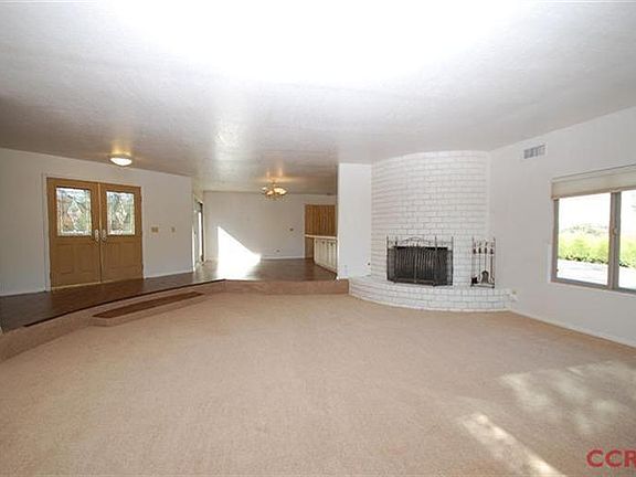 5th image of 9930 Carmelita Ave