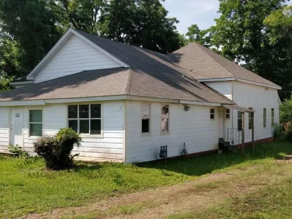 716 E Main St, Nacogdoches, TX 75961