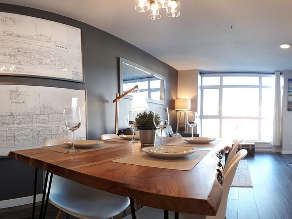 3rd image of 3122 Saint Johns St #205
