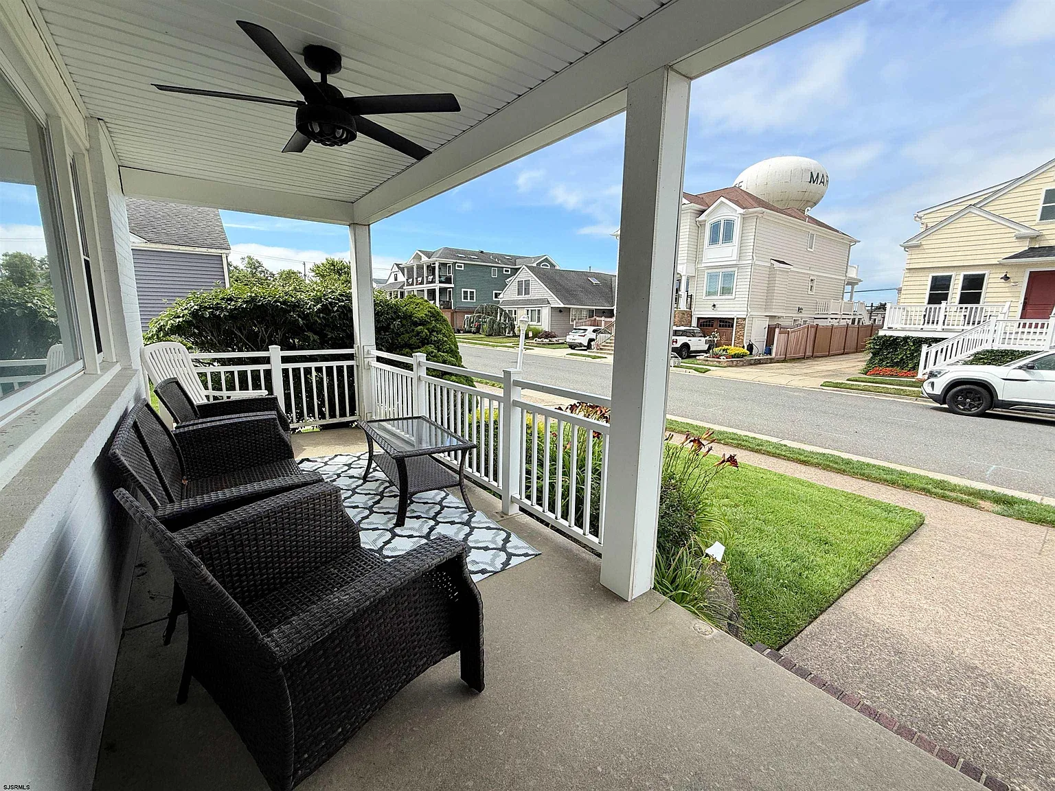 4 bed, 2.0 bath, $1,800 — Photo 4