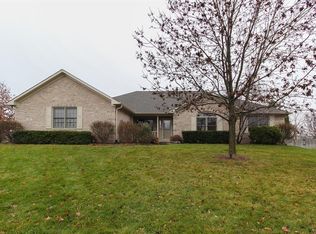 260 Keeneland Ln, Greenwood, IN