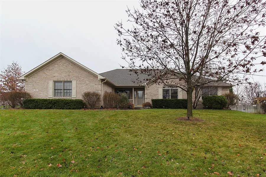 260 Keeneland Ln photo 1