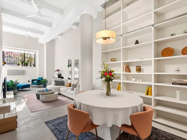 415 W 55th St APT 1A, New York, NY 10019