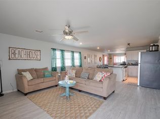 510 Oyster St, Surfside Beach, TX 77541