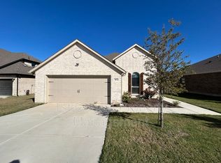 442 Wilkerson Ln, Justin, TX 76247