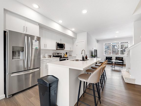 3rd image of 8125 226a St NW