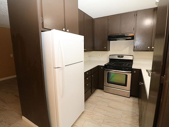 4th image of 4354 50th St APT 7