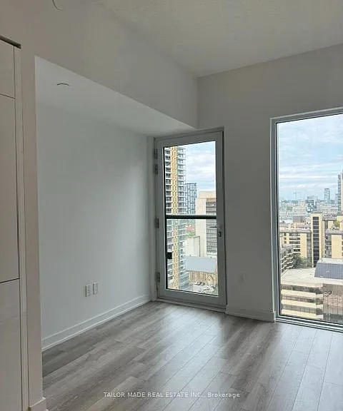 238 Simcoe St #1802 — Photo 11