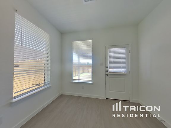 4th image of 2717 Brushy Lake Dr