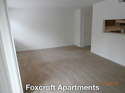 4th image of 606 Foxcroft Ter APT C5