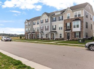 428 Spring Hill Pl, Smithfield, VA 23430