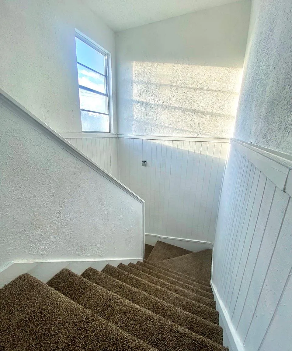 2 bed, 1.0 bath, 900 sqft, $975 — Photo 3