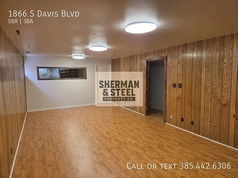 1866 S Davis Blvd — Photo 24