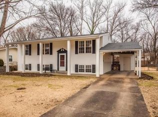 1429 Jaywood Dr, Saint Louis, MO