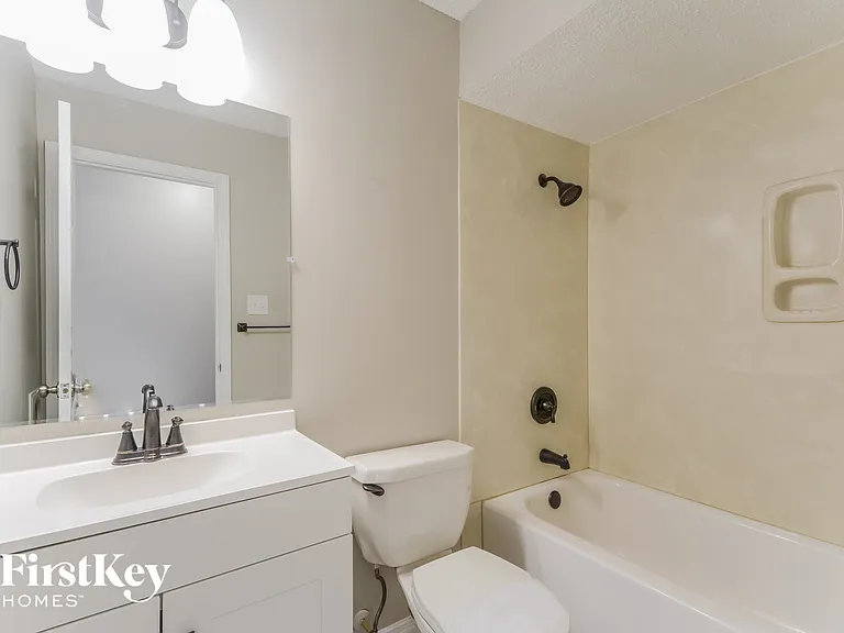 15721 Hill House Rd — Photo 9