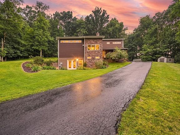 2nd image of 236 Hespenheide Rd