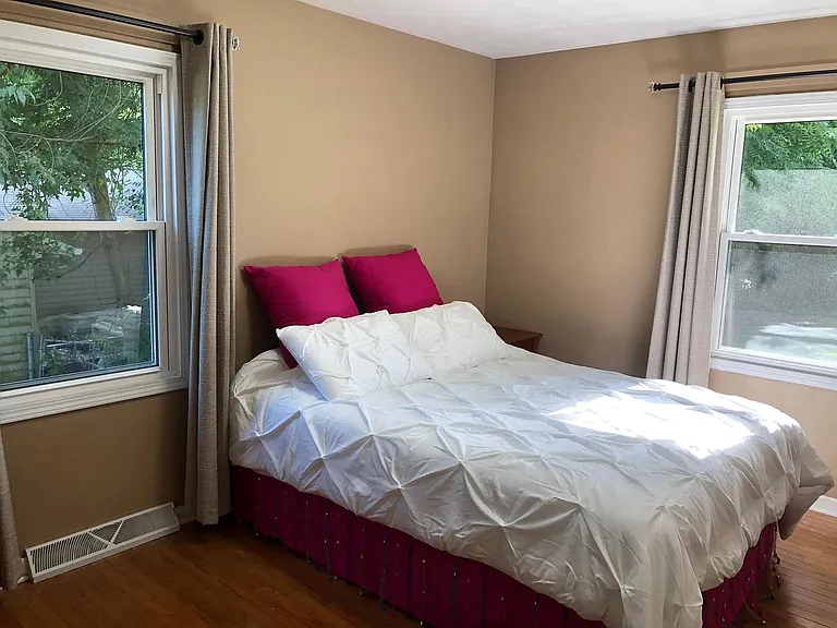 131 N Hillsdale Dr — Photo 17