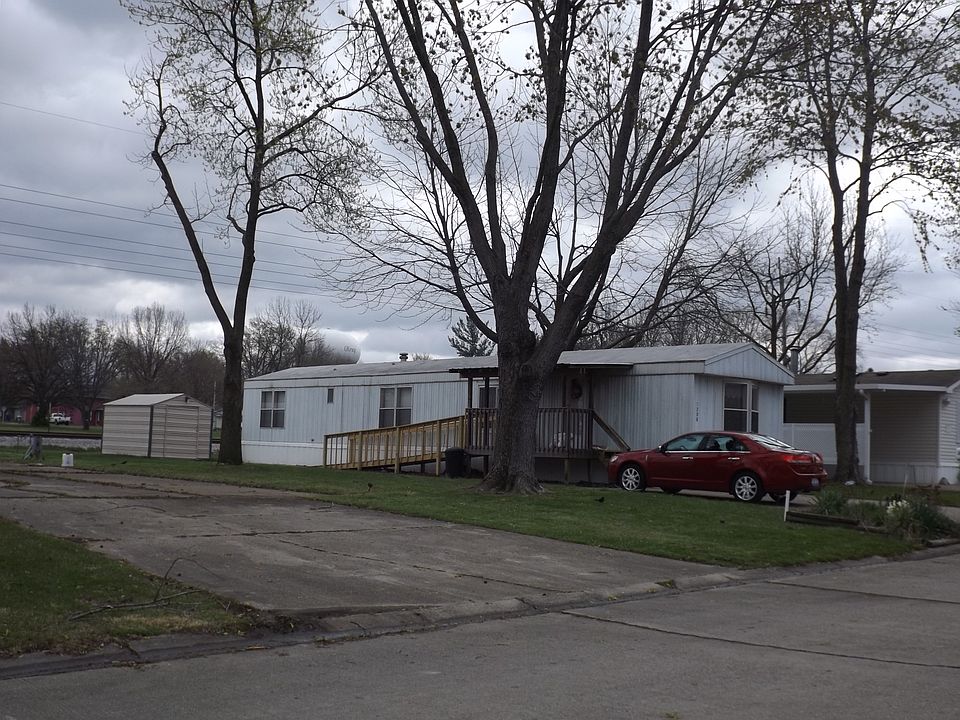 2nd image of 1208 Margo St