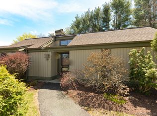 607 Heritage Vlg #B, Southbury, CT 06488