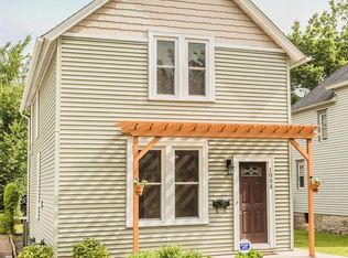 1053 Charles Ave, Saint Paul, MN 55104