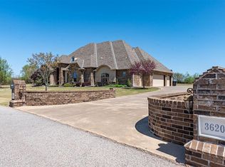 3620 Joshua Ln, Moore, OK 73165