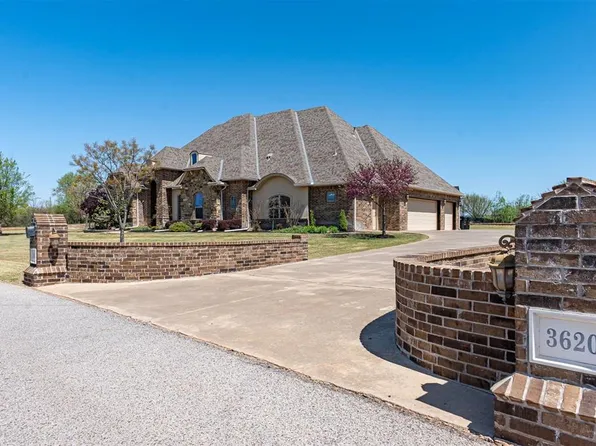 3620 Joshua Ln, Moore, OK 73165
