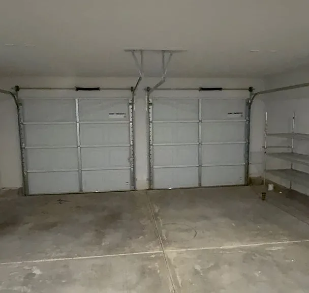 1002 Clydes Way — Photo 13