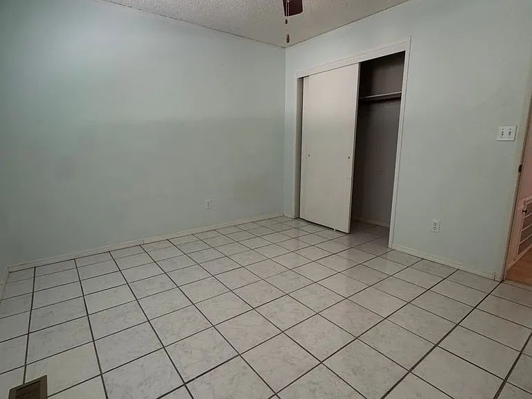 3540 Dwayne Ct — Photo 13