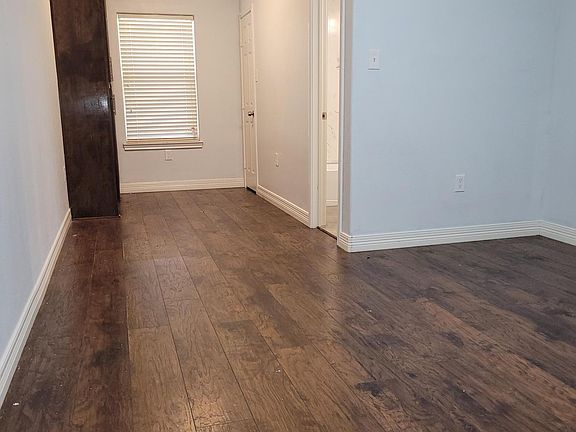 5th image of 8902 Lockwood Dr
