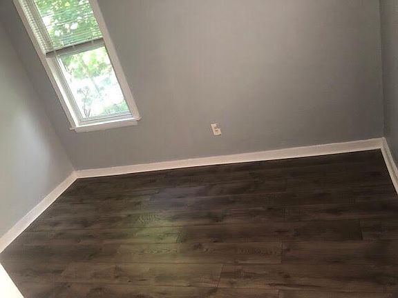 4th image of 593 Winchester Ave