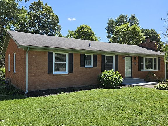 3rd image of 3131 Marlin Rd