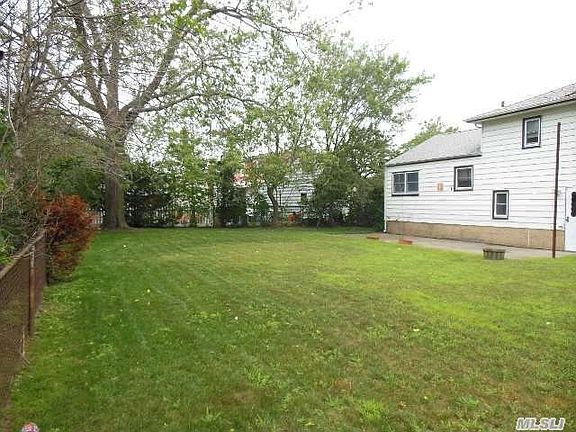 2nd image of 287 Perkins Ave