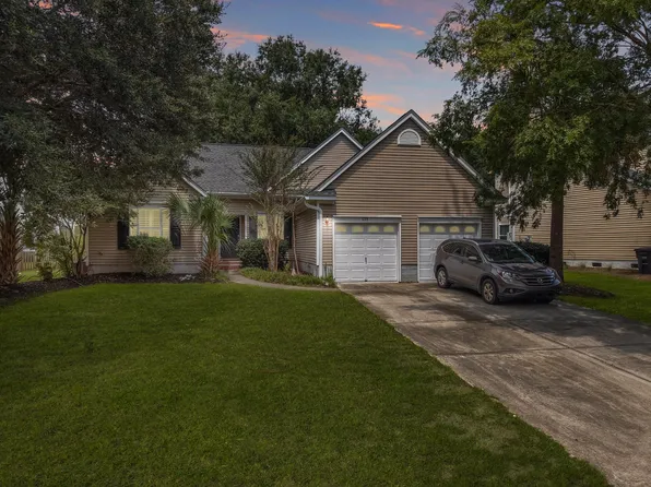 1239 Wild Olive Dr, Mount Pleasant, SC 29464