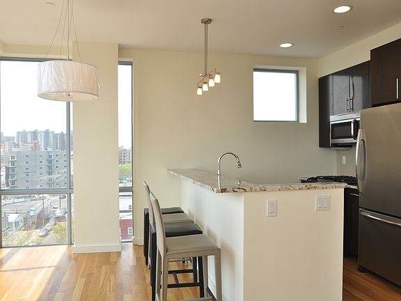 4th image of 1125 Banner Ave APT 6A