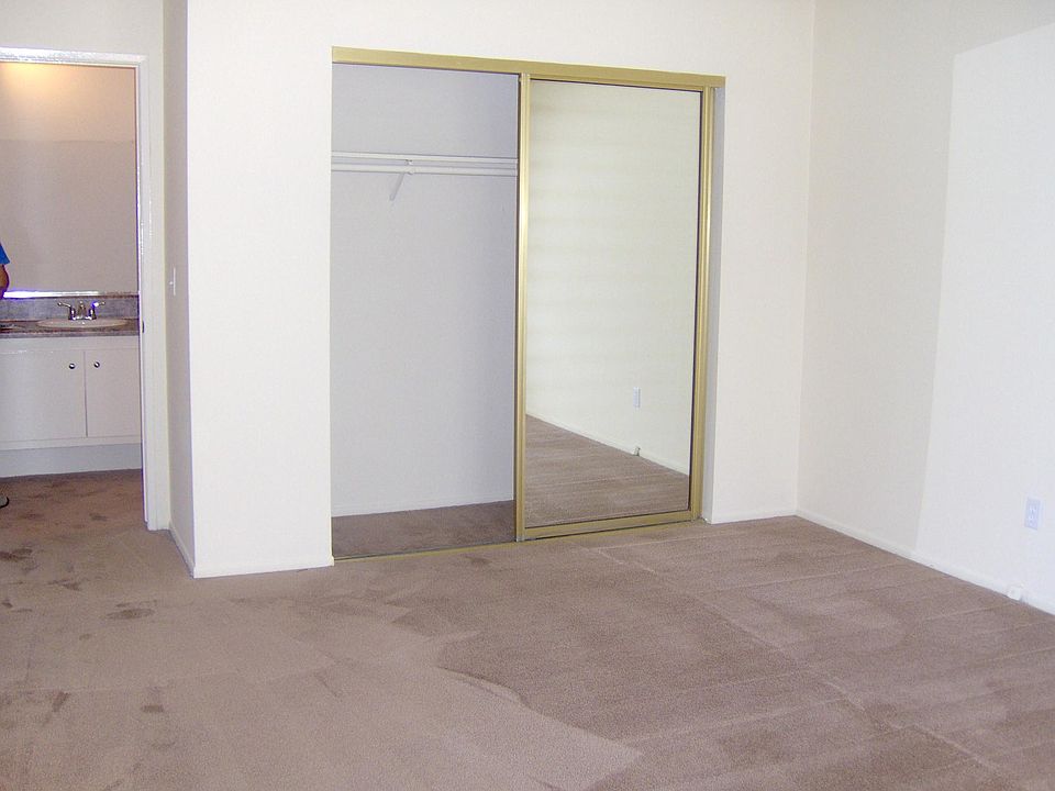 2nd image of 2200 W Palmyra Ave APT 21