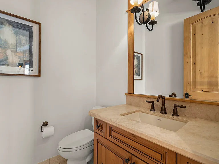 10247 Valmont Trl — Photo 16