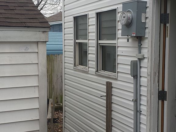 Pass through house/garage