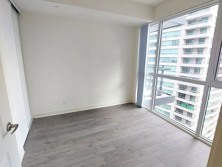 4955 Yonge St #1001 — Photo 6