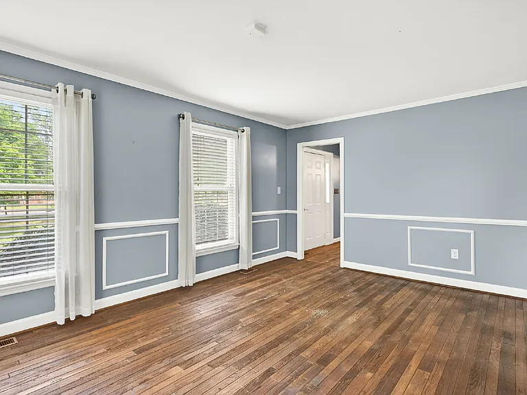 636 N Wilkinson Dr — Photo 7
