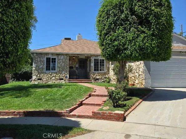 17001 Cantara St, Van Nuys, CA 91406