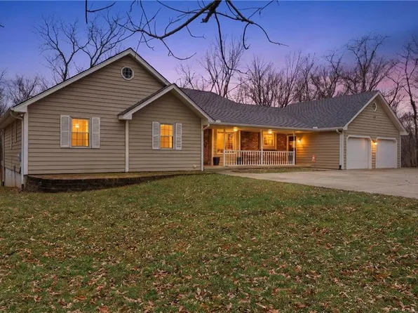 22223 NE 159th St, Kearney, MO 64060