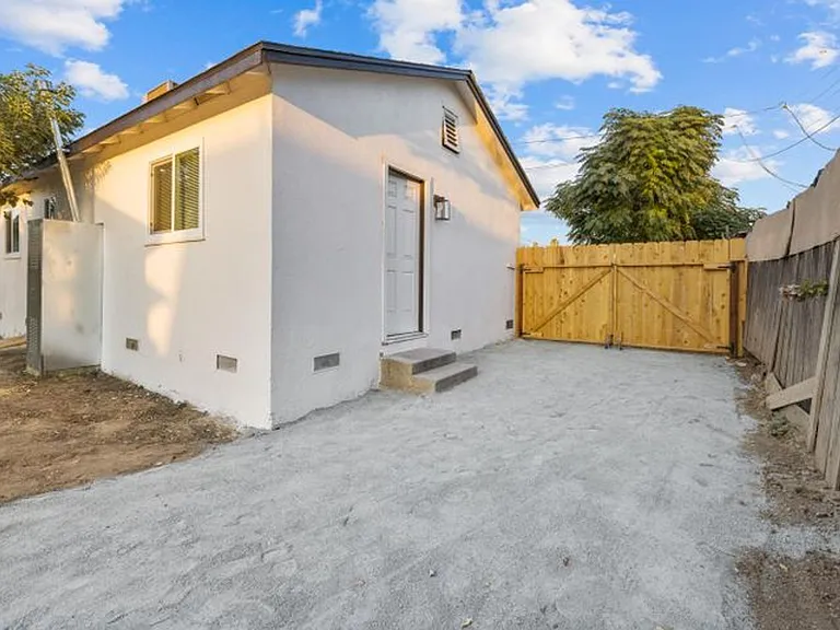 1406 W Roosevelt Ave — Photo 12