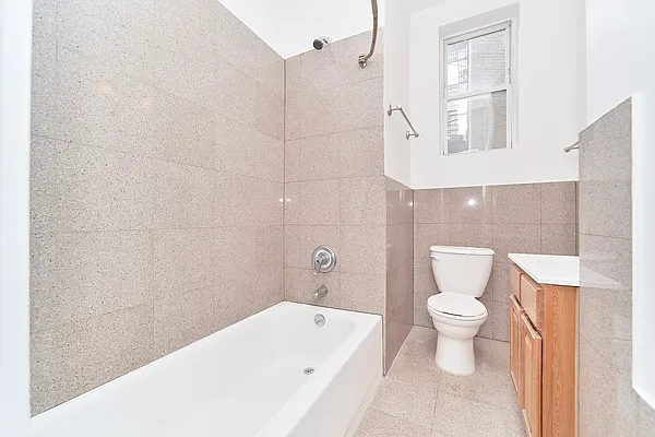 Rented by Living New York | media 25