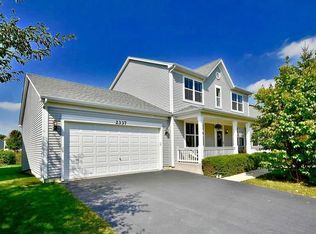 2337 Trailside Ln, Wauconda, IL 60084
