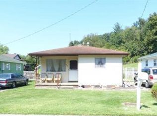 3805 Grapevine Rd, Huntington, WV 25701