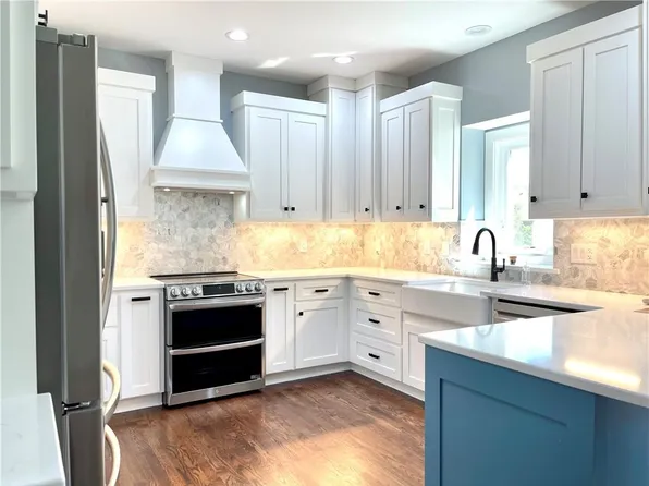 9015 N Lane Ave, Kansas City, MO 64157